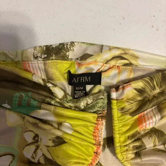 Green mixed print Strapless Mini Dress urban outfitters - Picture 10 of 13